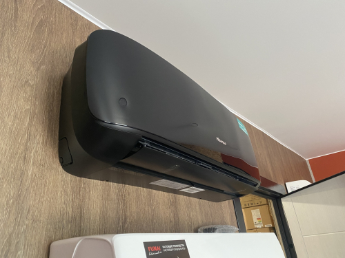 Инверторная сплит-система Hisense серии BLACK CRYSTAL SUPER DC Inverter